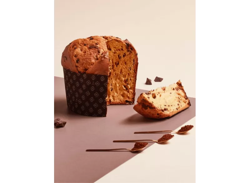 Panettone Artigianale al Cioccolato - Pasticceria Giotto Oltre la Dolcezza - Dolci Tradizionali