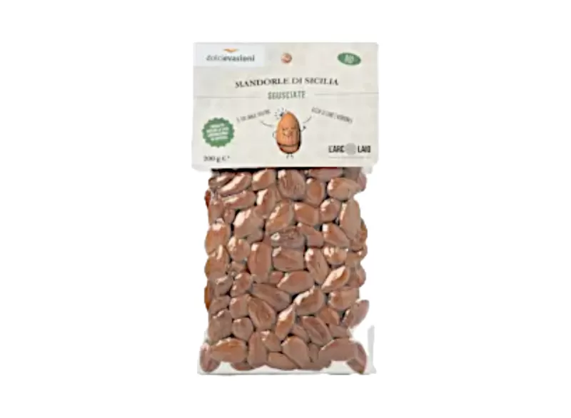 Shelled Sicilian Almonds by L'Arcolaio cooperativa sociale | Store...