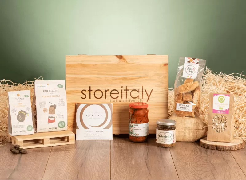 Christmas Hamper: Sapore di festa dai progetti sociali by StoreIta...