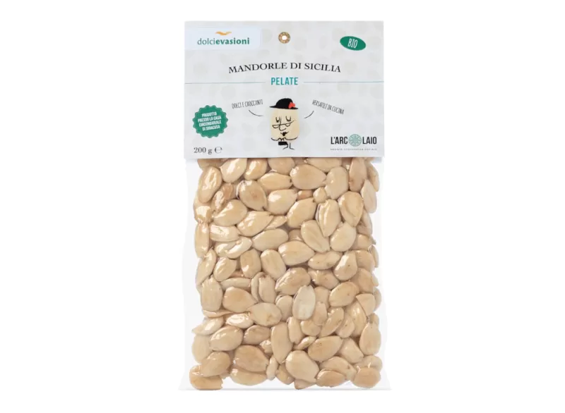 Organic Peeled Sicilian Almonds by L'Arcolaio cooperativa sociale ...